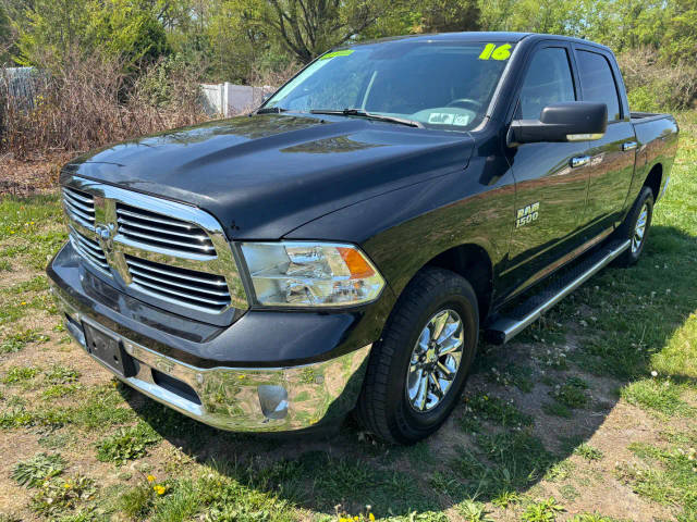 2016 Ram 1500 Big Horn 4WD photo