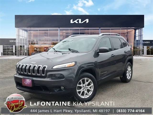 2016 Jeep Cherokee Latitude 4WD photo