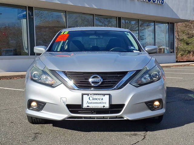 2016 Nissan Altima 2.5 SR FWD photo