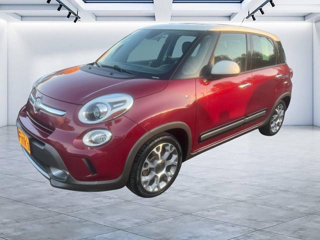 2016 FIAT 500L Trekking FWD photo