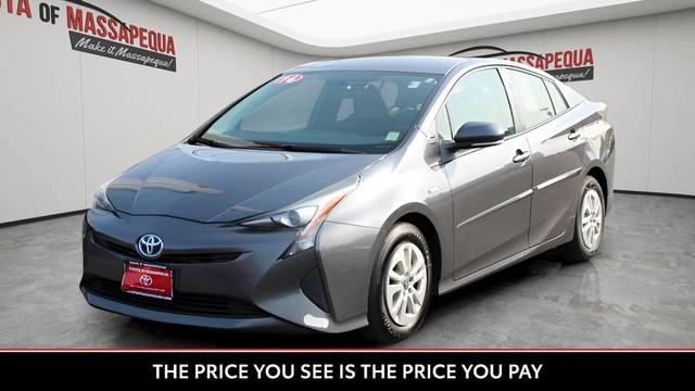 2016 Toyota Prius Two FWD photo