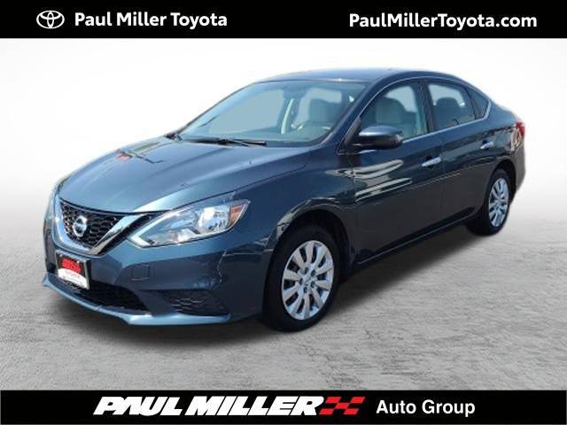2016 Nissan Sentra SV FWD photo