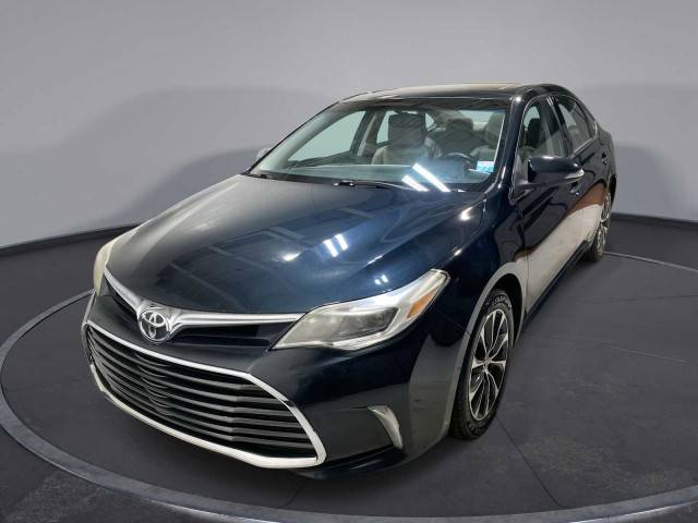 2016 Toyota Avalon XLE Plus FWD photo