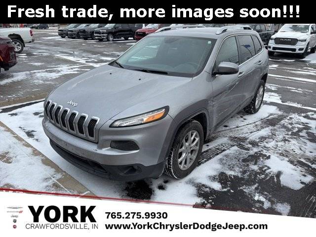 2016 Jeep Cherokee Latitude FWD photo