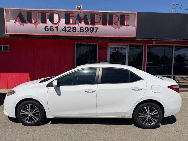 2016 Toyota Corolla LE Plus FWD photo