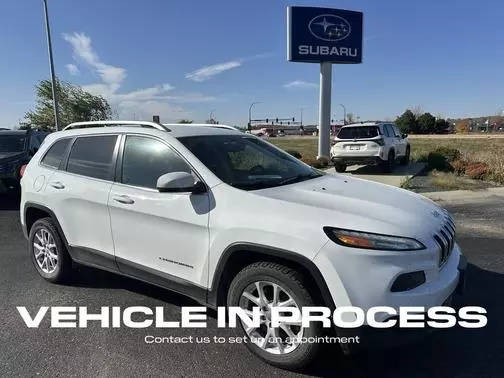 2016 Jeep Cherokee Latitude FWD photo