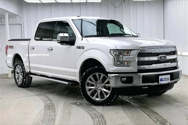 2016 Ford F-150 Lariat 4WD photo