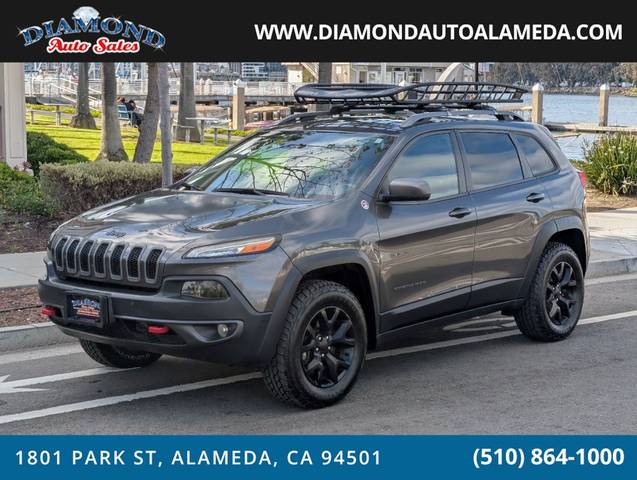 2016 Jeep Cherokee Trailhawk 4WD photo