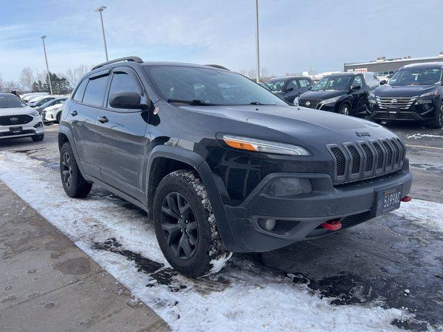 2016 Jeep Cherokee Trailhawk 4WD photo