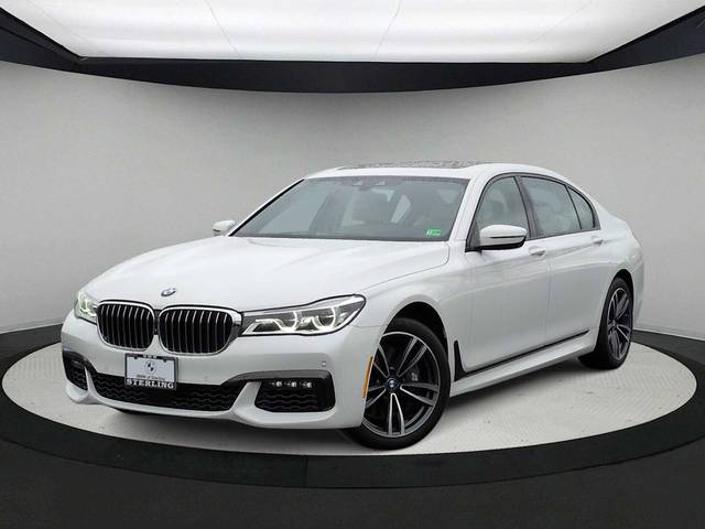 2016 BMW 7 Series 750i RWD photo