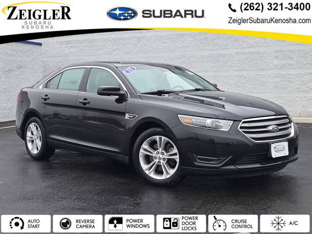 2015 Ford Taurus SEL FWD photo