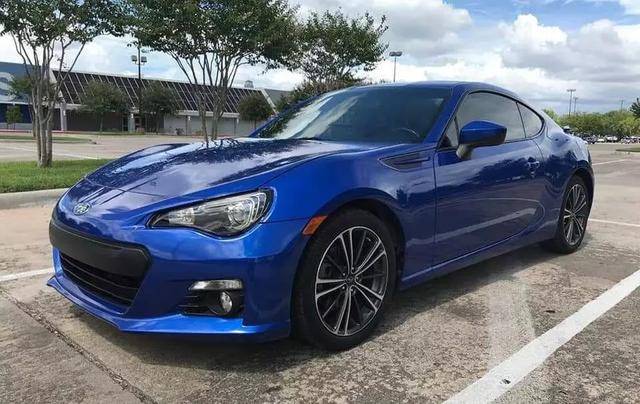 2016 Subaru BRZ Limited RWD photo