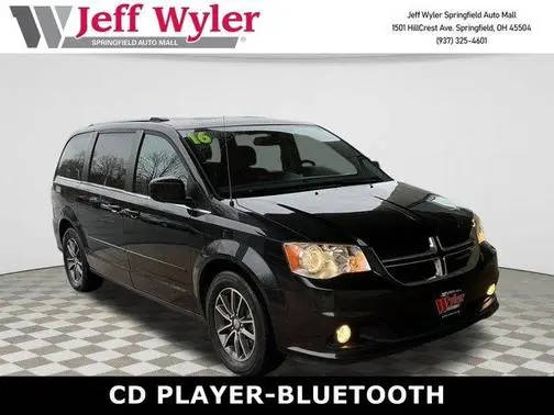 2016 Dodge Grand Caravan SXT Plus FWD photo