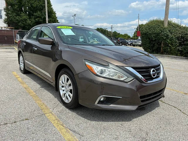 2016 Nissan Altima 2.5 S FWD photo