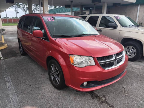 2016 Dodge Grand Caravan SXT Plus FWD photo