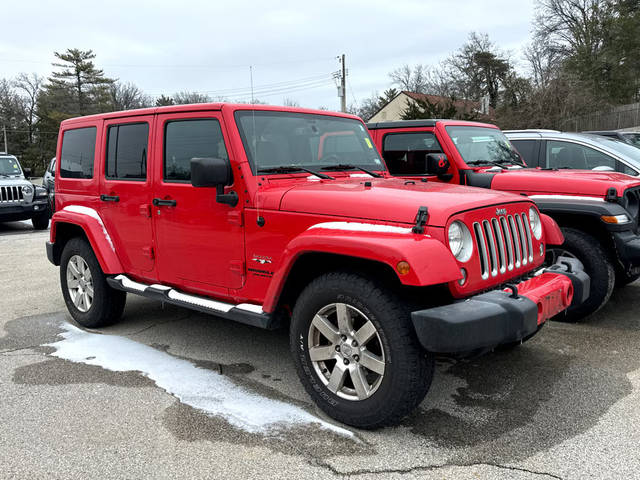 2016 Jeep Wrangler Unlimited Sahara 4WD photo