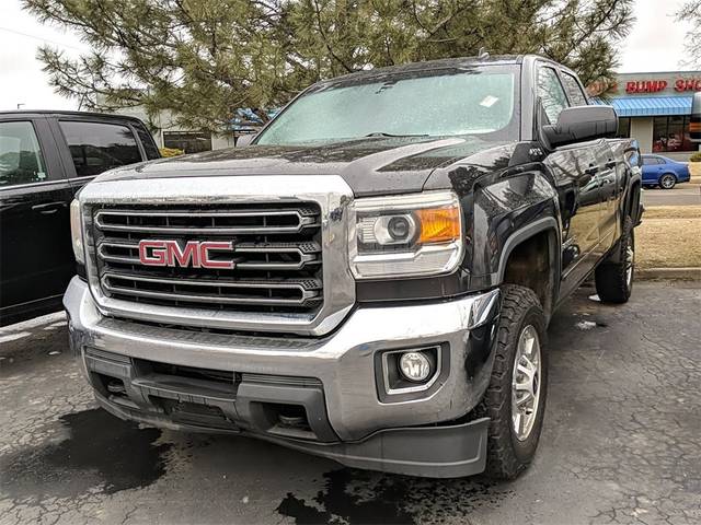 2015 GMC Sierra 2500HD SLE 4WD photo