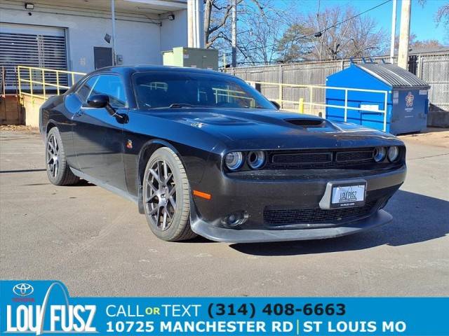 2016 Dodge Challenger R/T Scat Pack RWD photo