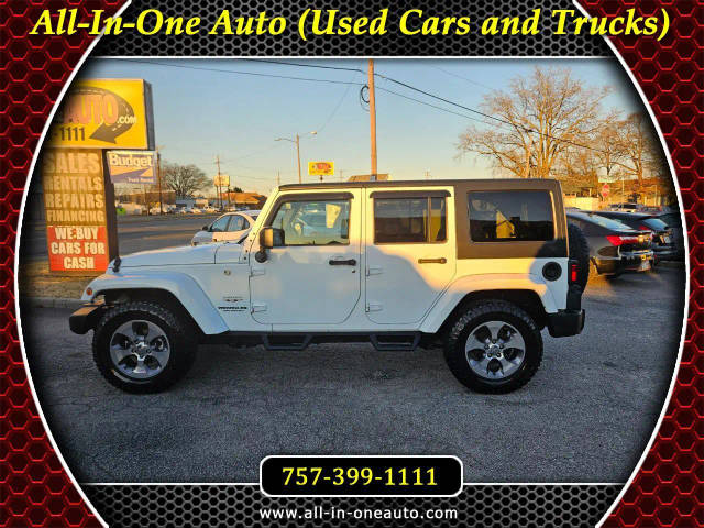 2016 Jeep Wrangler Unlimited Sahara 4WD photo
