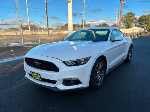 2016 Ford Mustang EcoBoost RWD photo