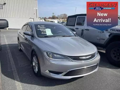 2015 Chrysler 200 Limited FWD photo