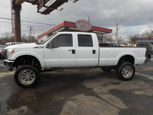 2016 Ford F-350 Super Duty XLT 4WD photo