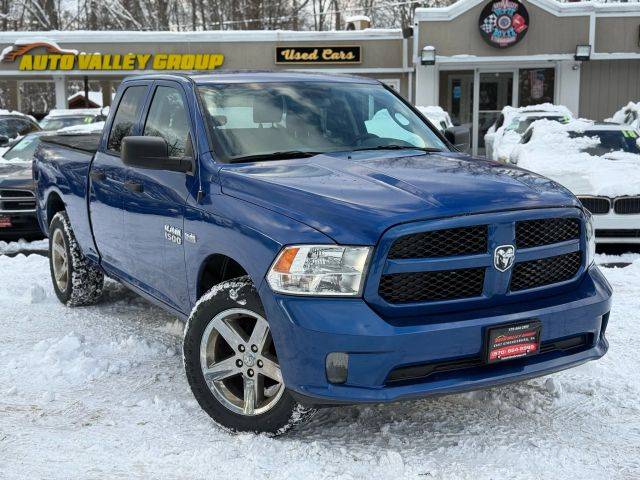 2016 Ram 1500 Express 4WD photo