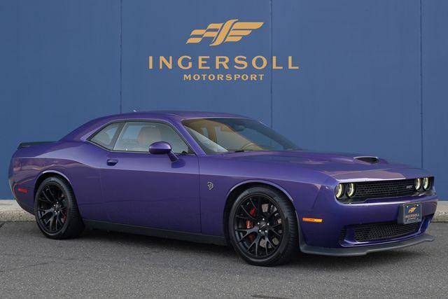 2016 Dodge Challenger SRT Hellcat RWD photo