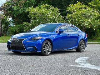 2016 Lexus IS AWD photo