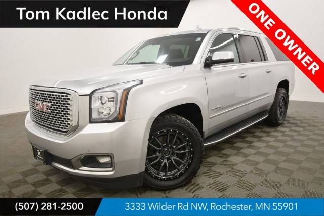2016 GMC Yukon XL Denali 4WD photo