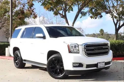 2016 GMC Yukon SLT 4WD photo