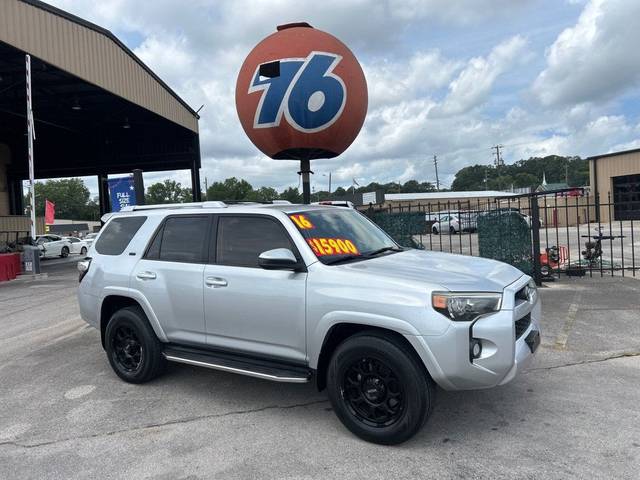 2016 Toyota 4Runner SR5 RWD photo