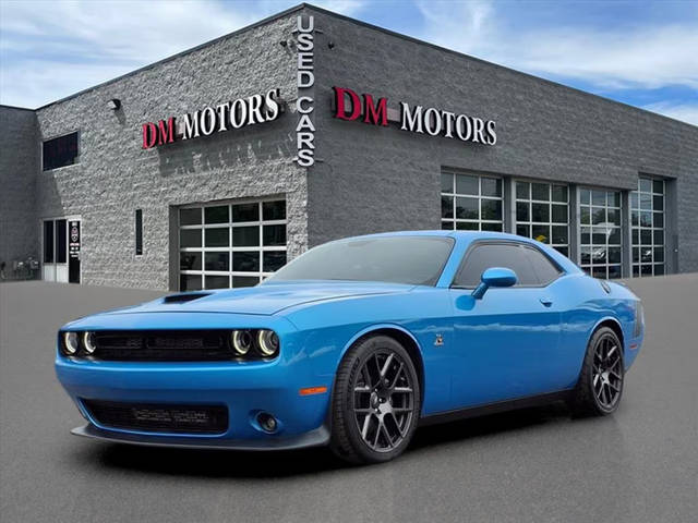 2016 Dodge Challenger R/T Scat Pack RWD photo