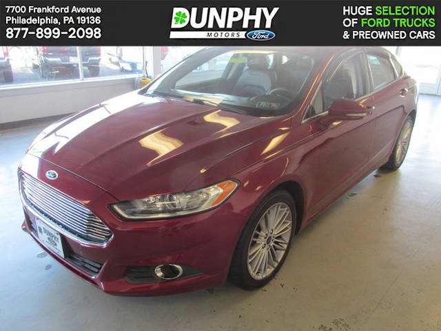 2016 Ford Fusion SE FWD photo