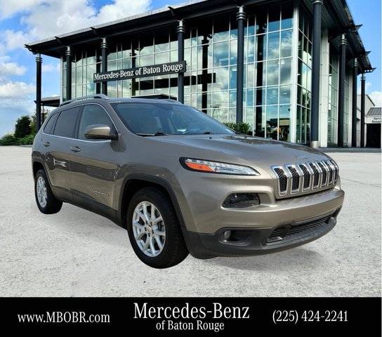 2016 Jeep Cherokee Latitude FWD photo