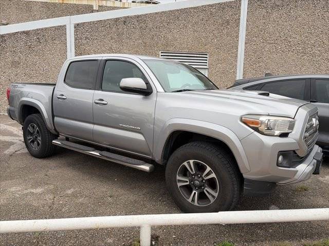 2016 Toyota Tacoma TRD Sport RWD photo