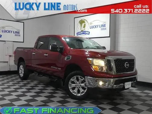 2016 Nissan Titan XD SV 4WD photo
