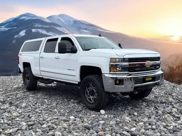 2015 Chevrolet Silverado 2500HD LTZ 4WD photo