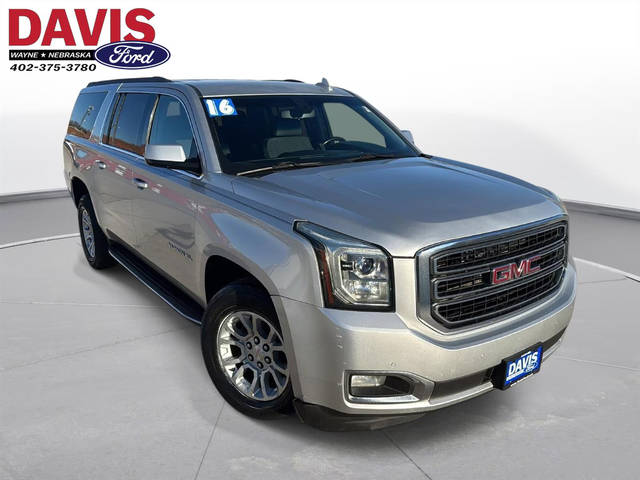 2016 GMC Yukon XL SLE 4WD photo