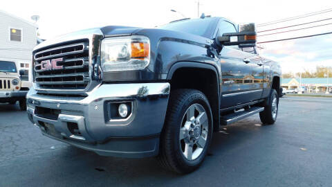 2016 GMC Sierra 2500HD SLT 4WD photo