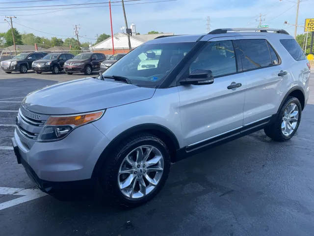 2015 Ford Explorer XLT 4WD photo