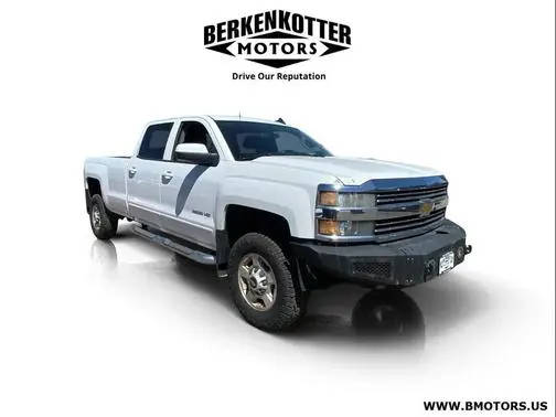 2015 Chevrolet Silverado 2500HD LT 4WD photo