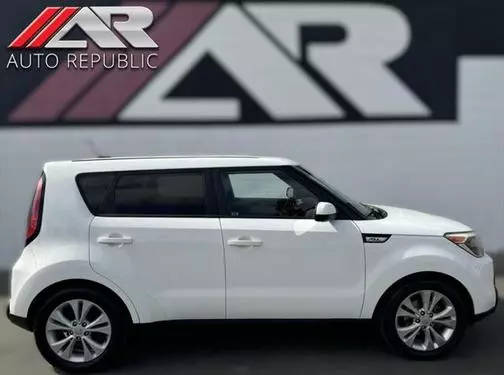 2015 Kia Soul + FWD photo