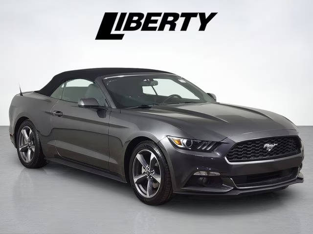 2015 Ford Mustang V6 RWD photo