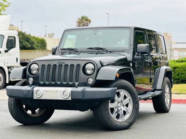 2015 Jeep Wrangler Unlimited Sahara 4WD photo