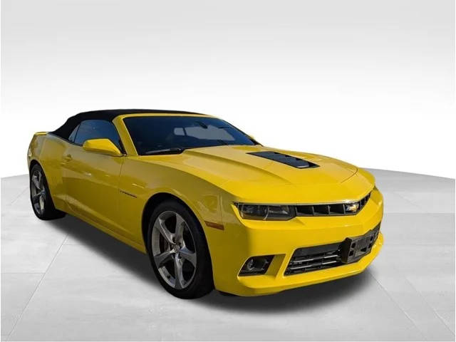 2015 Chevrolet Camaro SS RWD photo