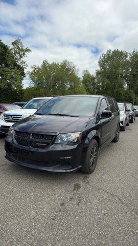 2016 Dodge Grand Caravan SE Plus FWD photo