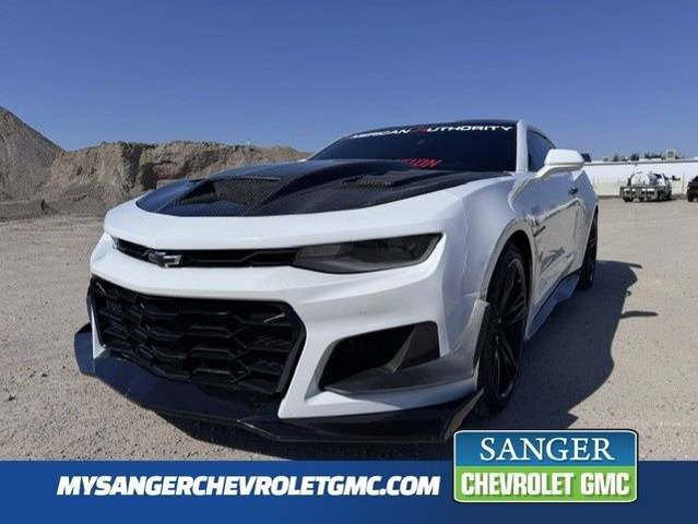 2016 Chevrolet Camaro 2LT RWD photo