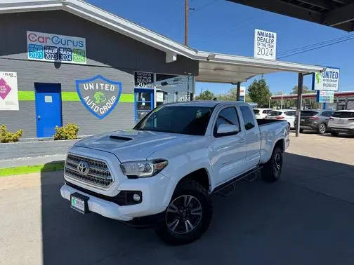 2016 Toyota Tacoma TRD Sport RWD photo