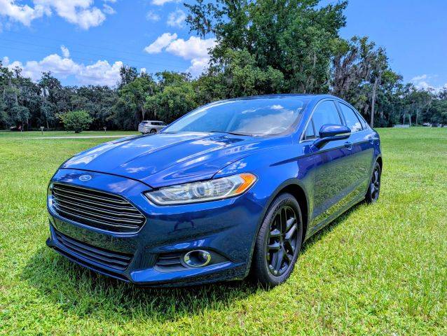 2016 Ford Fusion SE FWD photo
